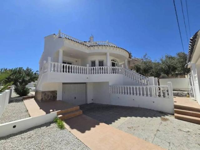 Casa en venta en el Baix Segura / La Vega Baja, Valencia