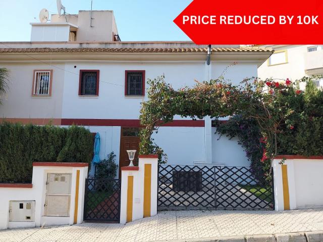 Casa en venta en Orihuela, Valencia