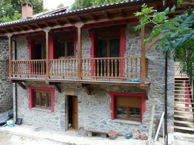 Casa en venta en Oseja De Sajambre