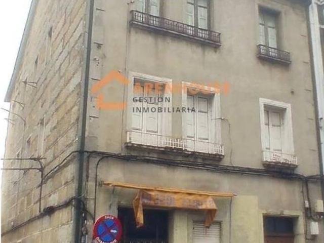 Casa en venta en Ourense, Galicia