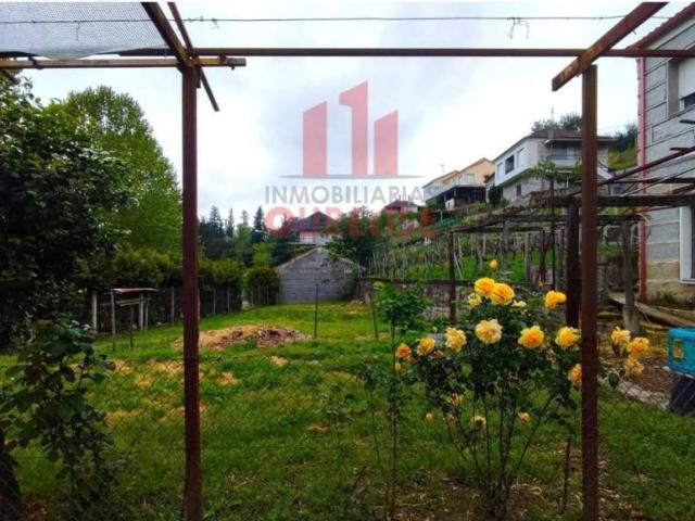 Casa en venta en Ourense, Galicia