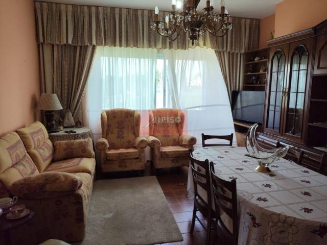 Casa en venta en Ourense, Galicia