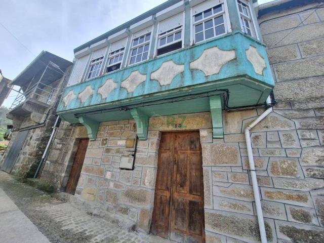 Casa en venta en Ourense, Galicia