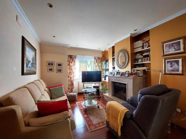 Casa en venta en Ourense, Centro