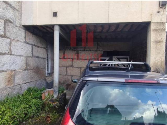 Casa en venta en Ourense, Galicia