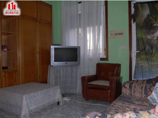 Casa en venta en Ourense, Galicia