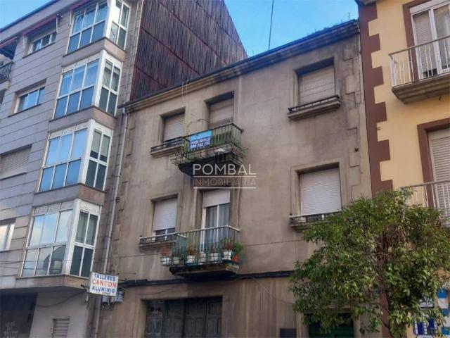 Casa en venta en Ourense, Galicia