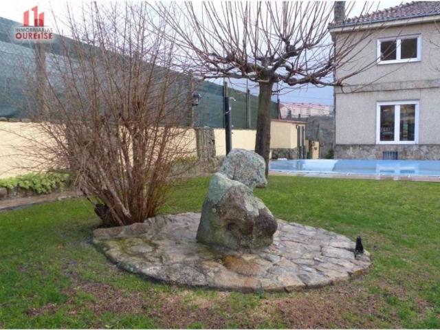 Casa en venta en Ourense, Galicia