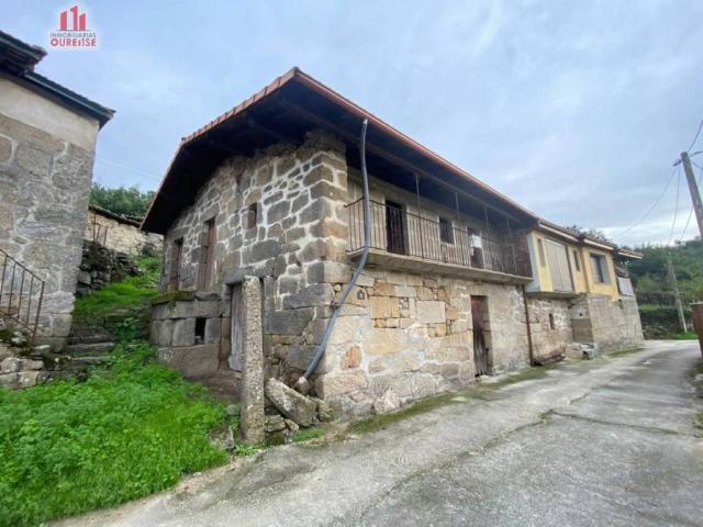 Casa en venta en Ourense, Galicia