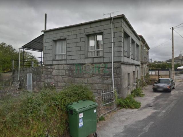 Casa en venta en Ourense, Galicia