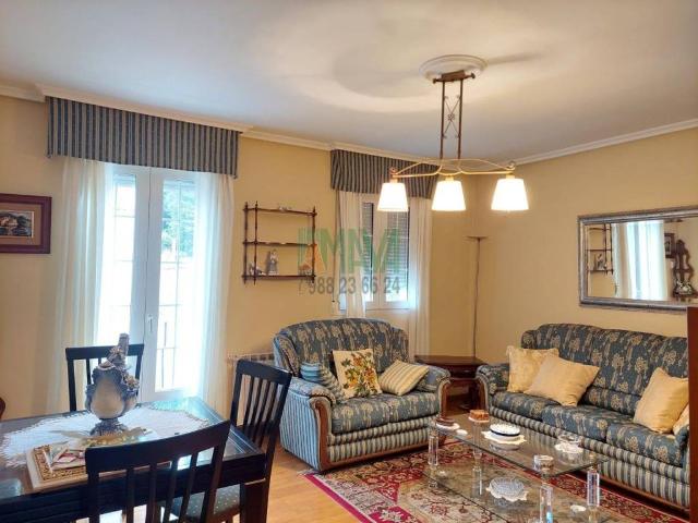 Casa en venta en Ourense