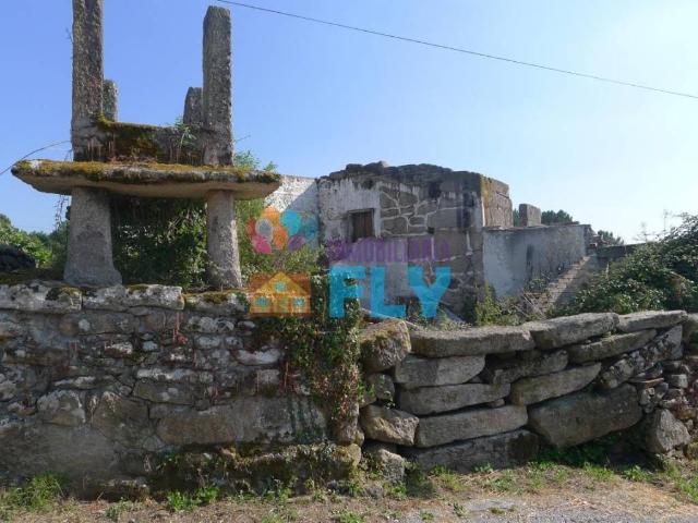 Casa en venta en Ourense, Galicia