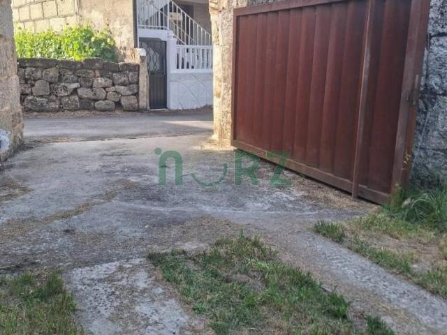 Casa en venta en Ourense, Galicia
