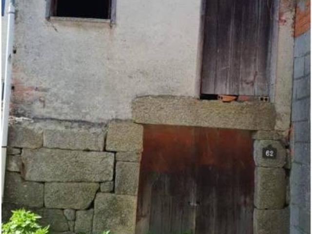 Casa en venta en Ourense, Galicia