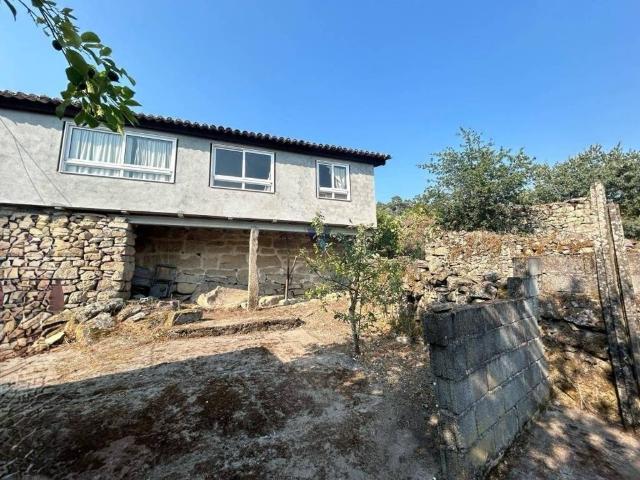 Casa en venta en Ourense, Galicia