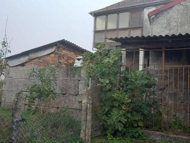 Casa en venta en Ourense, Galicia
