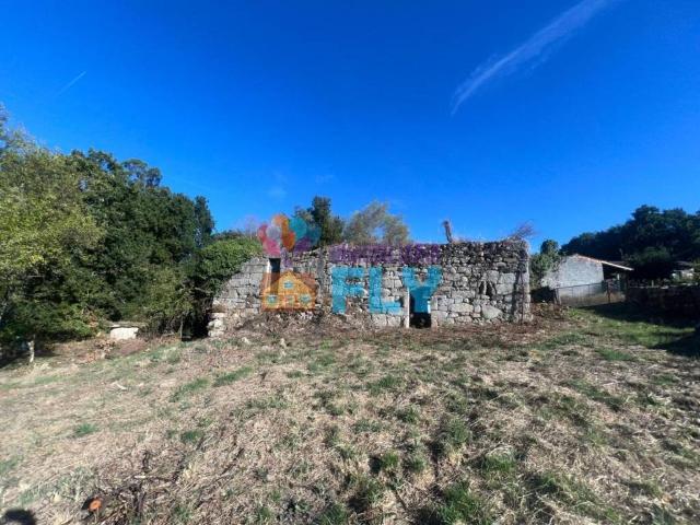 Casa en venta en Amoeiro, Ourense