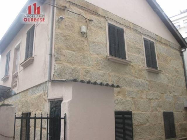 Casa en venta en Ourense, Galicia