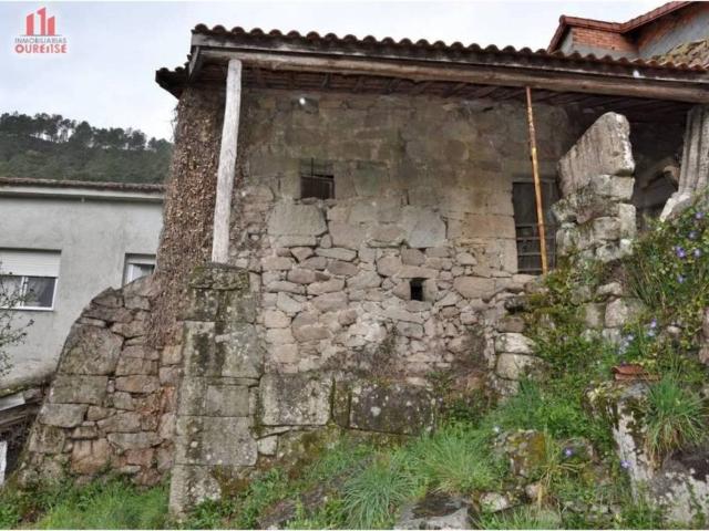 Casa en venta en Ourense, Galicia