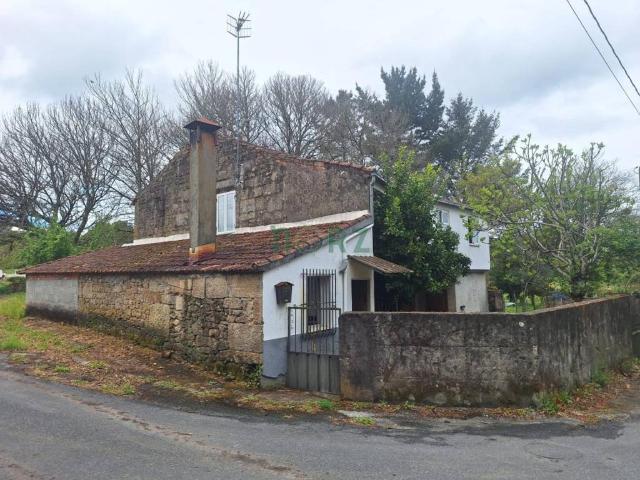 Casa en venta en Ourense, Galicia