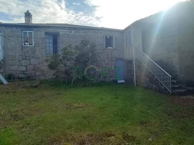 Casa en venta en Ourense, Galicia