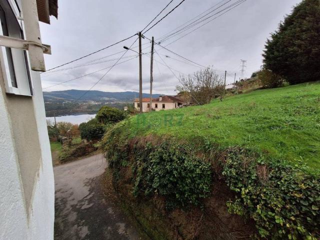 Casa en venta en Ourense, Galicia