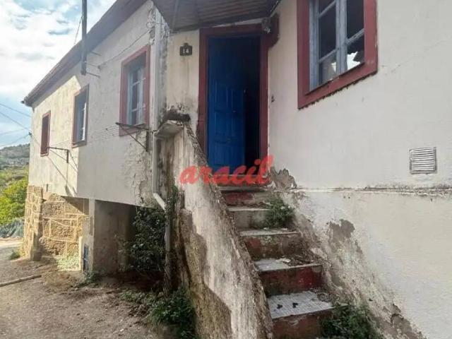 Casa en venta en Ourense, Galicia