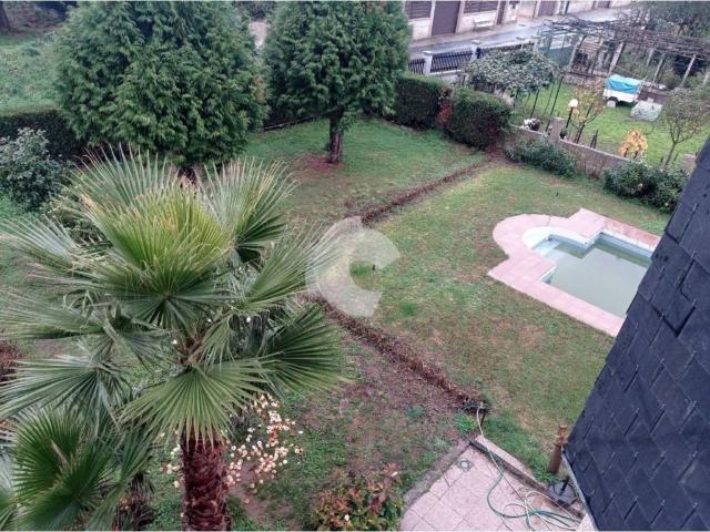 Casa en venta en Ourense, Galicia