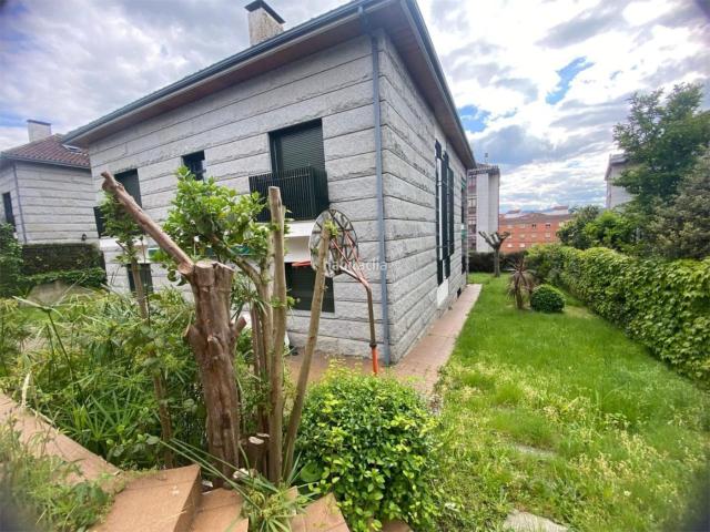 Casa en venta en Centro, Ourense