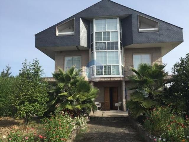 Casa en venta en Centro, Ourense