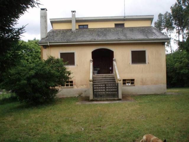 Casa en venta en Outeiro De Rei