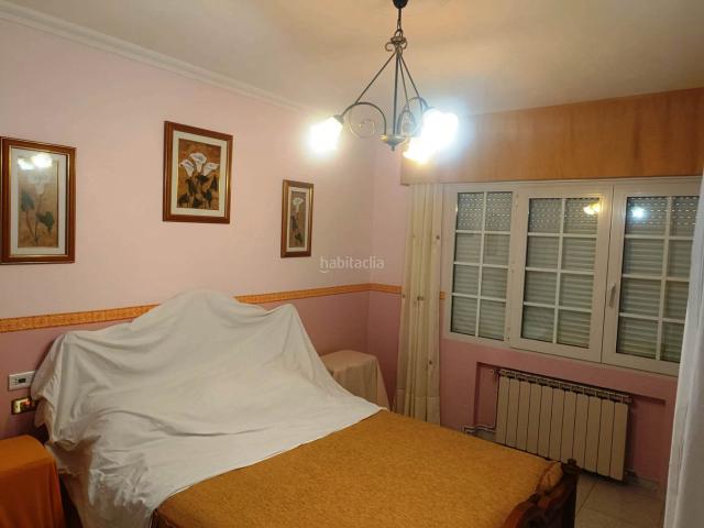 Casa en venta en Outes, Noia