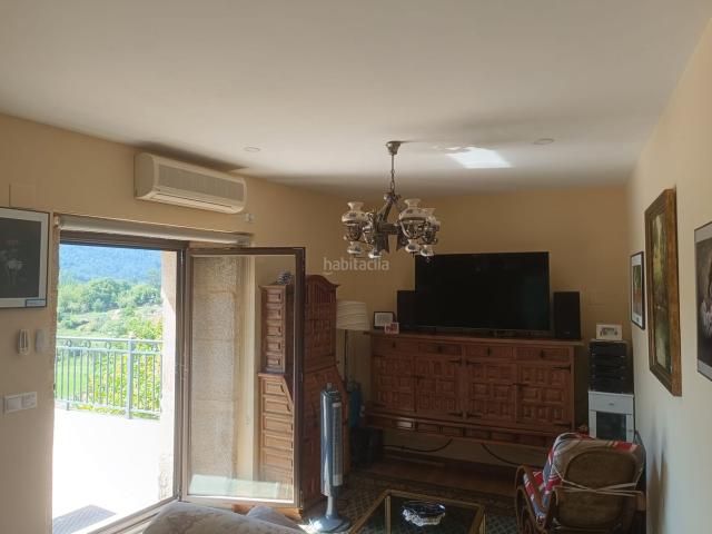 Casa en venta en Outes, Noia