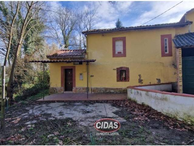 Casa en venta en Oviedo, Asturias