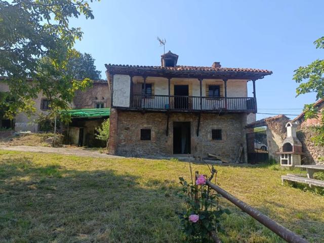 Casa en venta en Oviedo