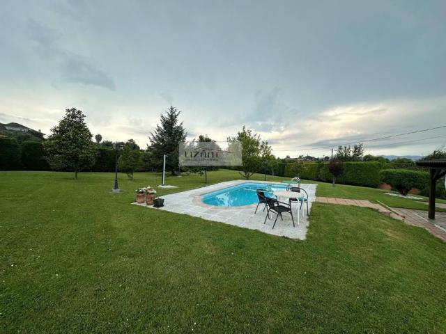 Casa en venta en Los Escalones, Oviedo