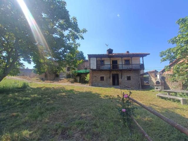 Casa en venta en Oviedo, Asturias