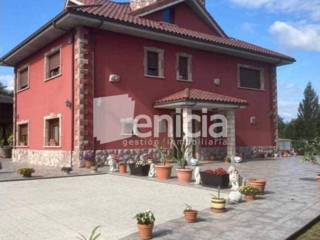 Casa en venta en Centro, Oviedo