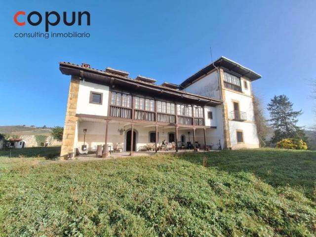 Casa en venta en Oviedo, Piñera