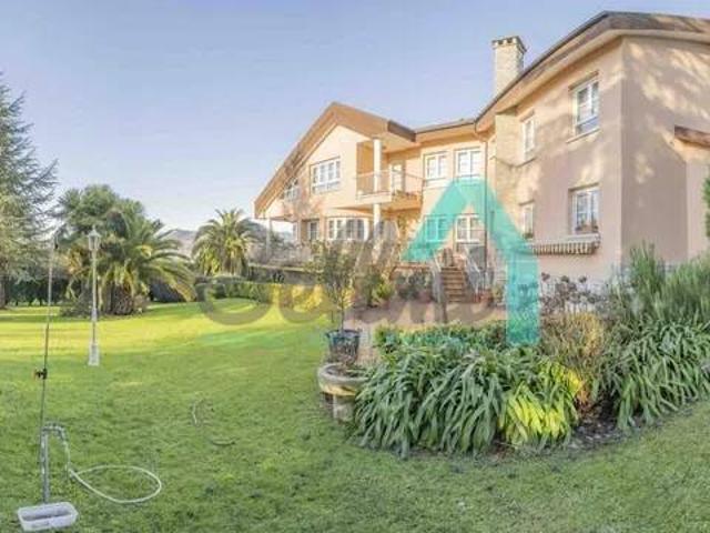 Casa en venta en Oviedo, Asturias