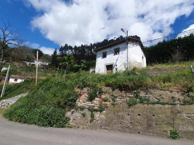 Casa en venta en Oviedo, Ules