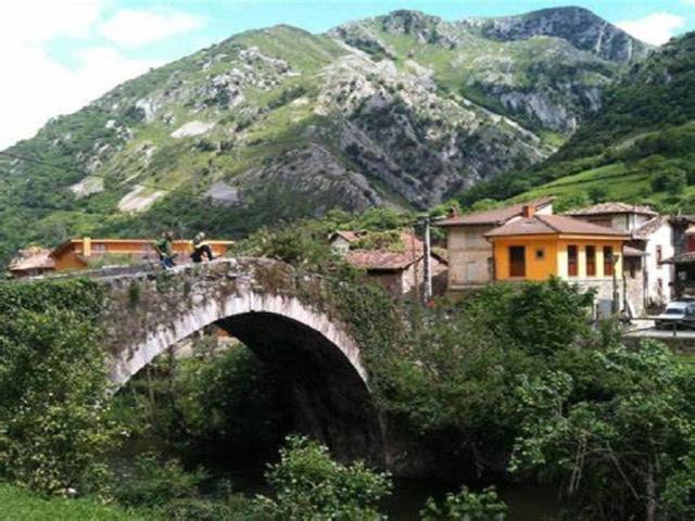 Casa en venta en Oviedo, Asturias