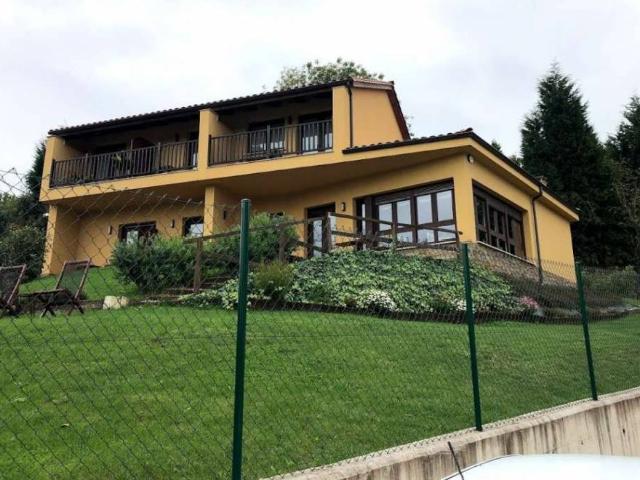 Casa en venta en Oviedo