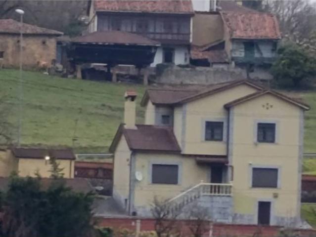 Casa en venta en Oviedo
