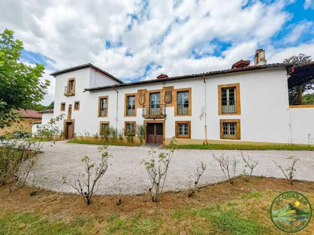 Casa en venta en Oviedo, Asturias