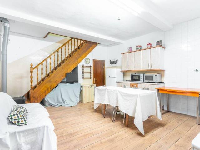 Casa en venta en Oviedo, L'Aceval