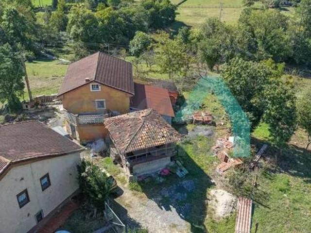 Casa en venta en Oviedo, Asturias