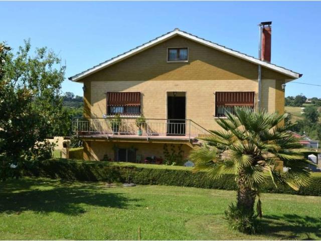 Casa en venta en Oviedo, Asturias