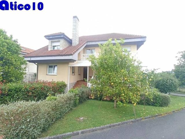 Casa en venta en Oviedo