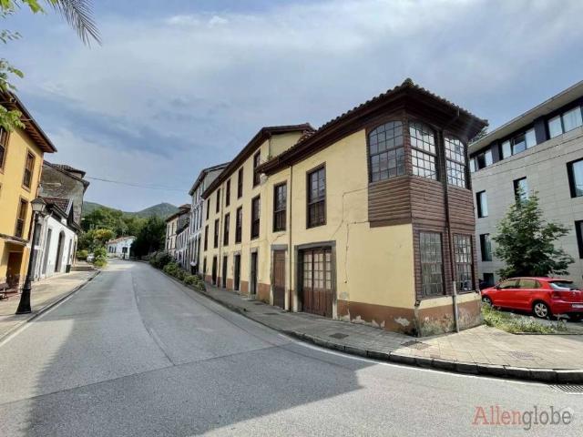 Casa en venta en Oviedo, Asturias